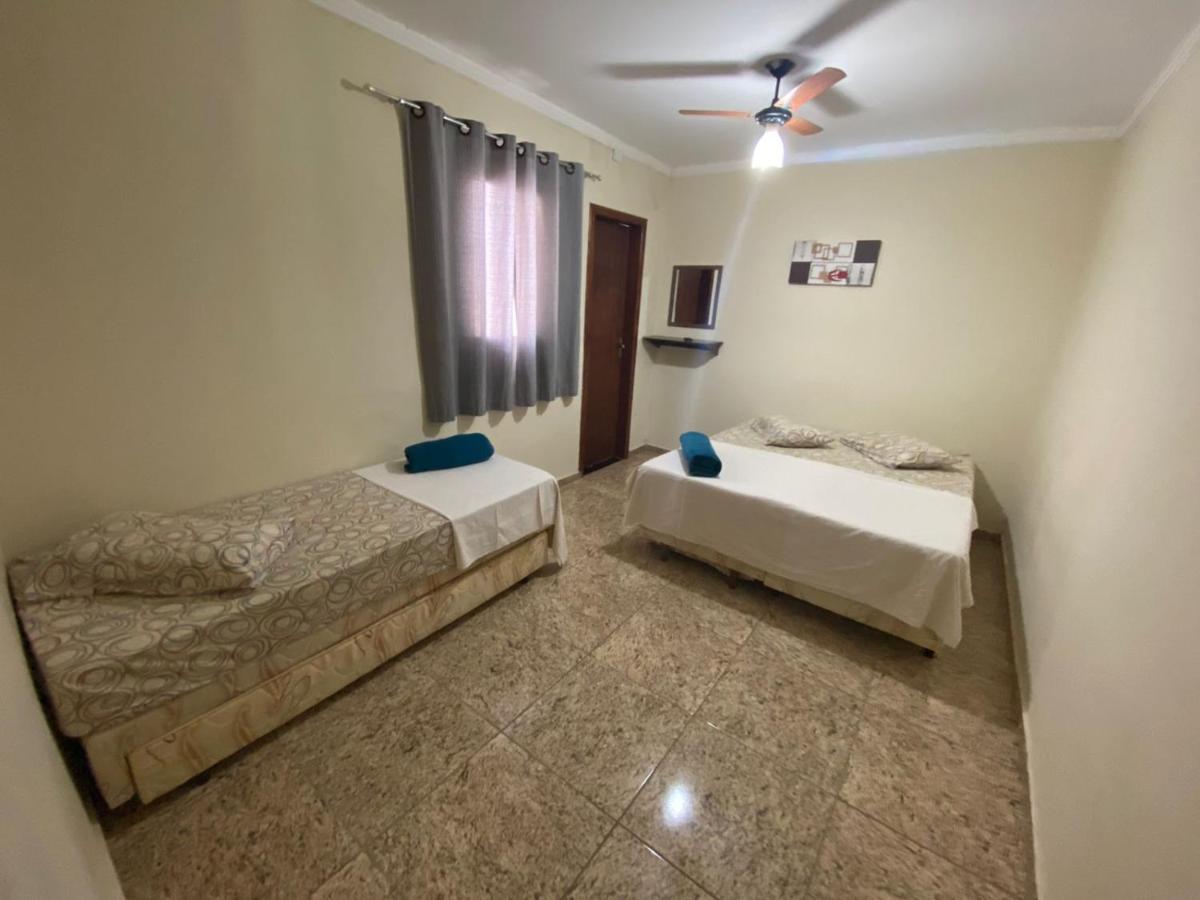 Pousada Mae Padroeira Aparecida  Buitenkant foto